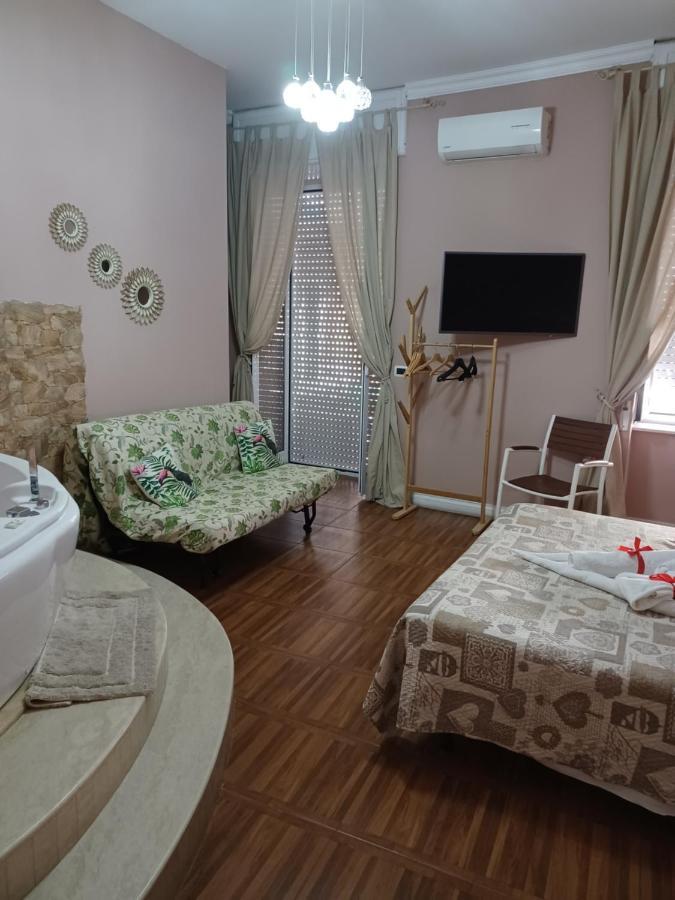 Ponte Di Chiaia Hotell Napoli Eksteriør bilde