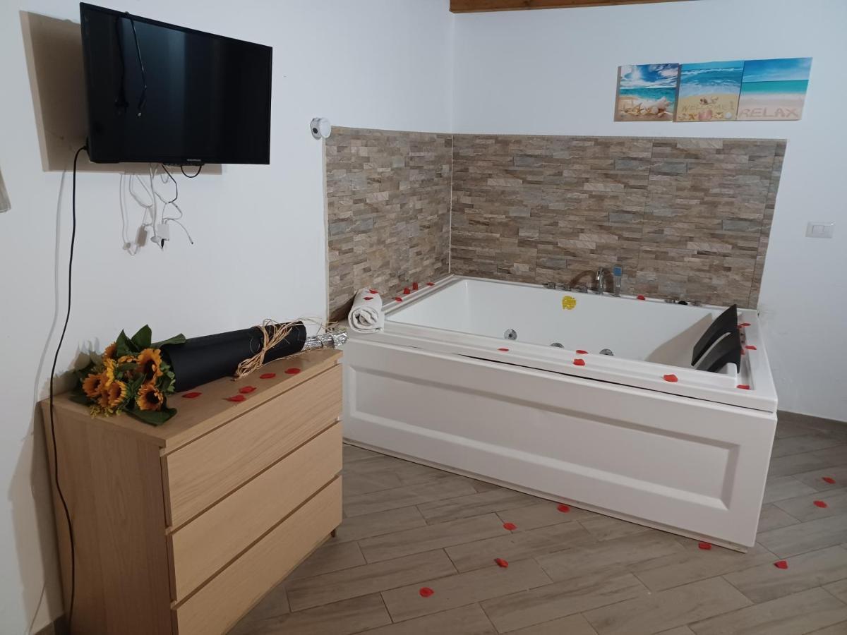 Ponte Di Chiaia Hotell Napoli Eksteriør bilde